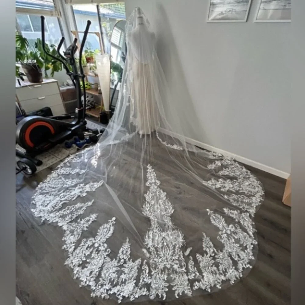 Bella Bridal royal floral